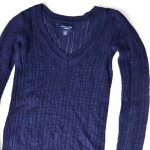 American Eagle v-neck sweater